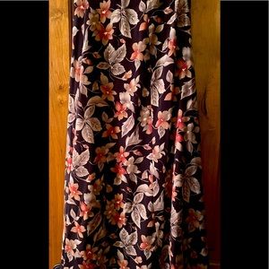 Wrap style ankle length skirt